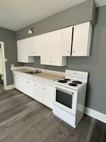 42 Cunard St in Richibucto, NB - Building Photo