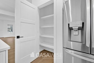 9339-9222 222 St NW in Edmonton, AB - Building Photo - Building Photo