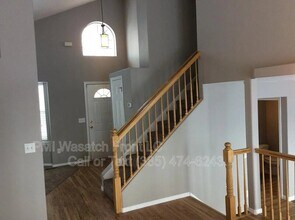 8914 Black Pine St in West Jordan, UT - Building Photo - Building Photo