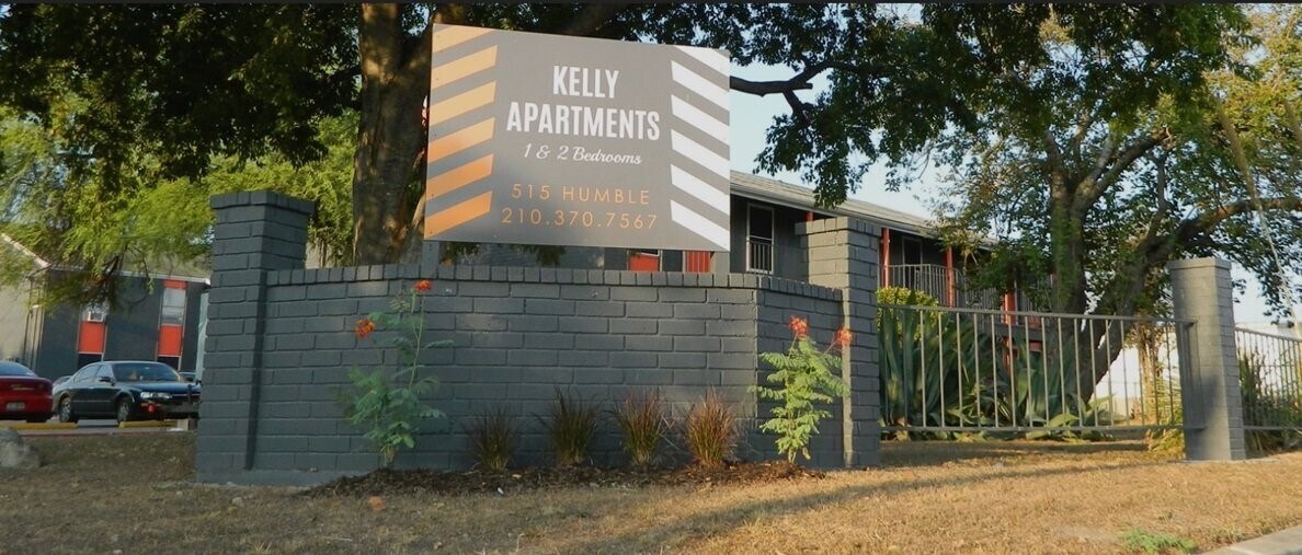 515 Humble Ave in San Antonio, TX - Building Photo