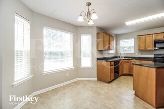 5435 Yellow Pine Dr in Mcdonough, GA - Foto de edificio - Building Photo