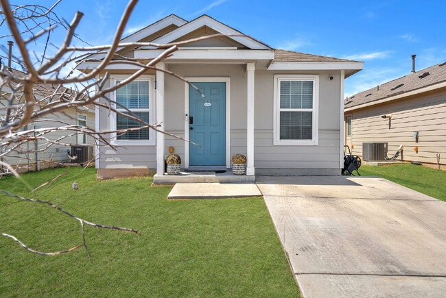 7203 Silos Trail