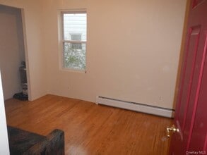 89 1st Ave in Nyack, NY - Foto de edificio - Building Photo
