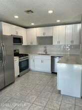 7 Madras Ct in Toms River, NJ - Building Photo - Building Photo