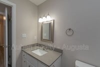 1546 Hamilton Dr photo'