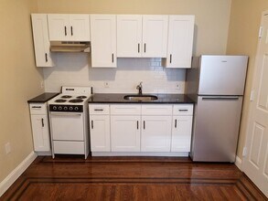 1227 W Allegheny Ave in Philadelphia, PA - Building Photo - Building Photo