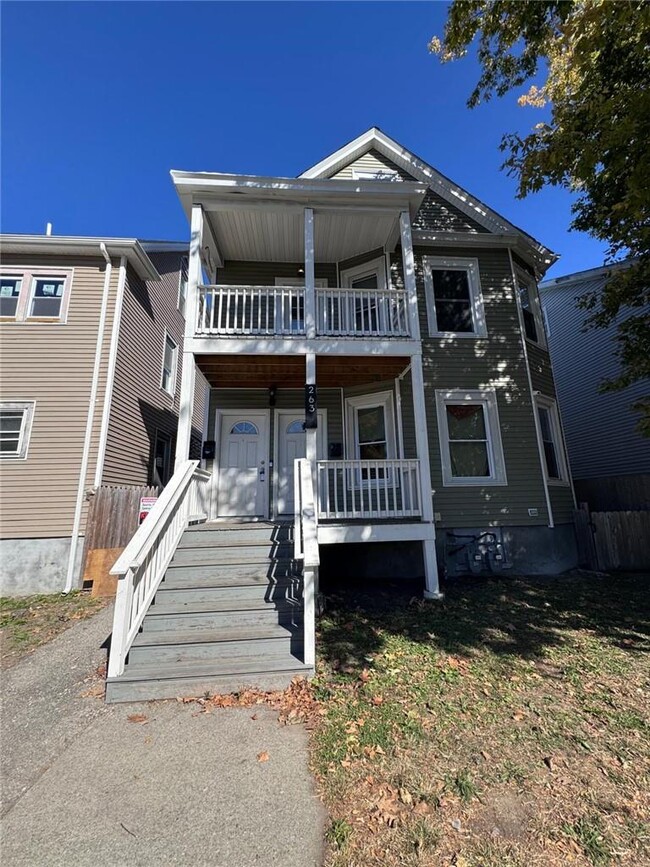 263 Church St in Poughkeepsie, NY - Foto de edificio - Building Photo