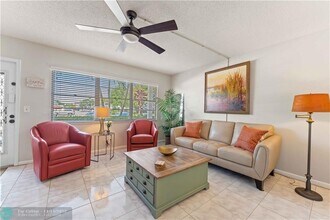 1088 Harwood F-Unit -1088 in Deerfield Beach, FL - Building Photo - Building Photo