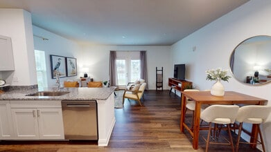 Westgate on Third in Bloomington, IN - Foto de edificio - Building Photo