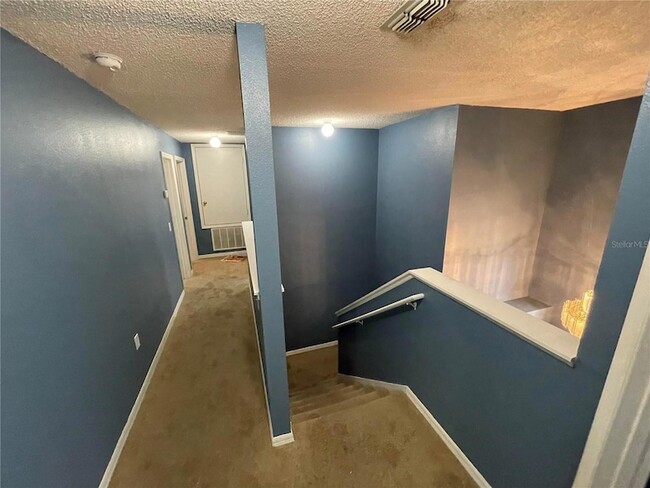 526 Elbridge Pl in Kissimmee, FL - Foto de edificio - Building Photo