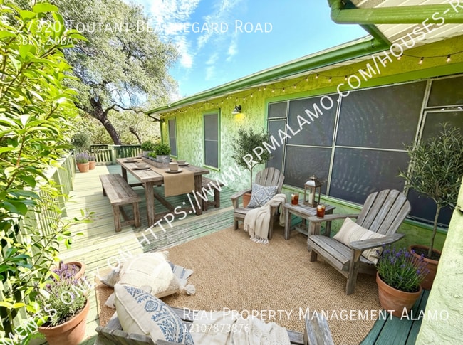 property at 27320 Toutant Beauregard Rd