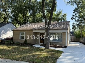 4330 Olivia Ave in Royal Oak, MI - Building Photo