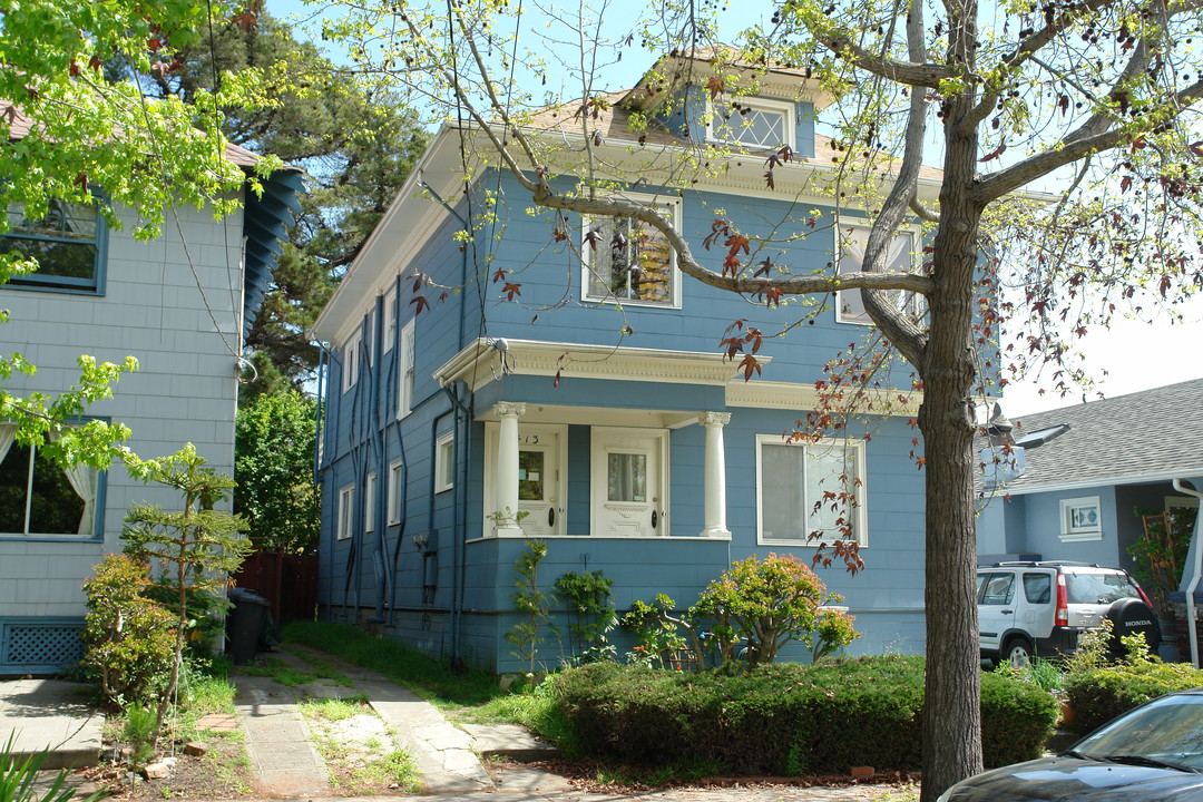 2413-2415 McKinley Ave in Berkeley, CA - Building Photo