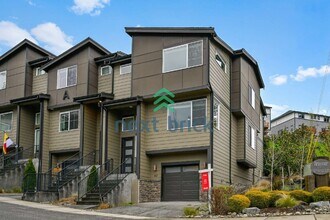 1325 Seattle Hill Rd in Bothell, WA - Building Photo - Building Photo