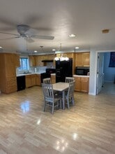15917 Wellington Way in Truckee, CA - Building Photo - Building Photo