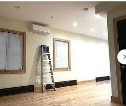 3427 33rd St, Unit 2 in Astoria, NY - Building Photo - Building Photo