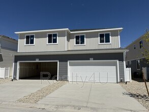 203 E Arcade Dr in Saratoga Springs, UT - Foto de edificio - Building Photo