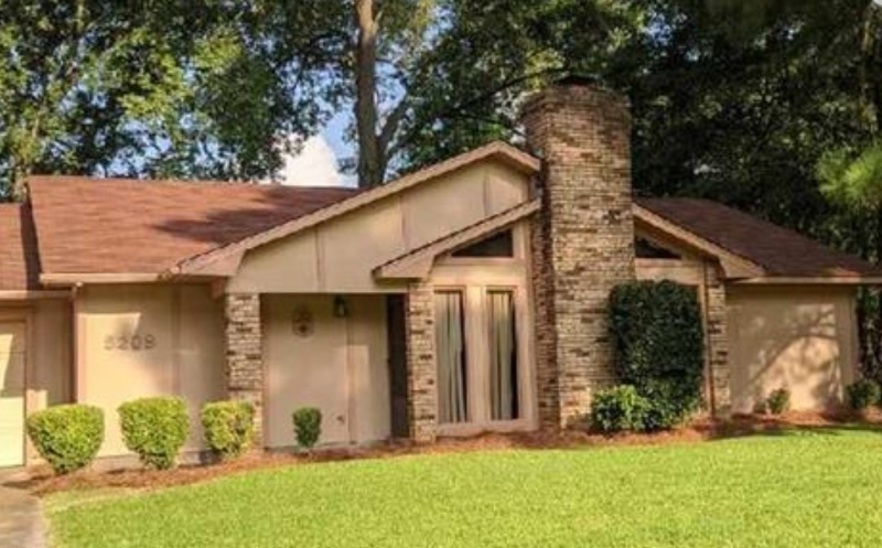 1 Sycamore Dr in Jackson, MS - Building Photo