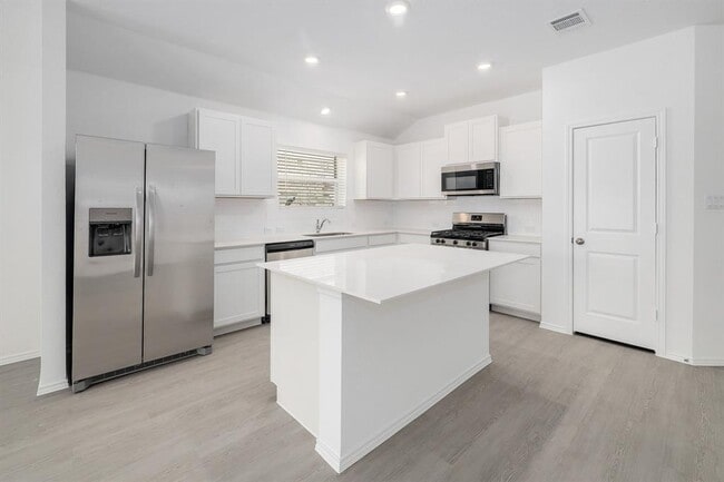 105 Arbordale St in Georgetown, TX - Building Photo - Building Photo