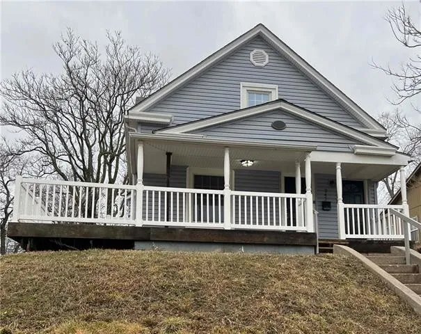 242 N Valley St in Kansas City, KS - Building Photo