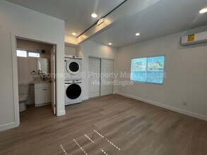 1962 Harbor Ave in Long Beach, CA - Foto de edificio - Building Photo