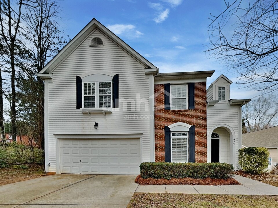 440 Tortoise Ln in Winston-Salem, NC - Building Photo