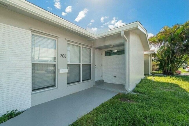 property at 708 NE 23rd Ave