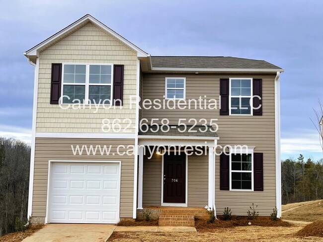 property at 706 Quail Ln