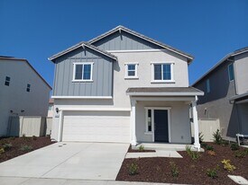 5009 Star Dance Cir in Roseville, CA - Building Photo