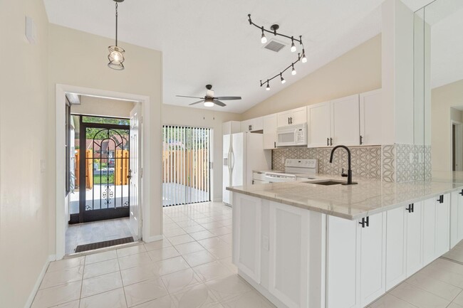 property at 3830 Coco Loba Ln