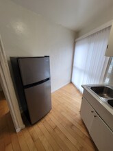 485 S Roxbury Dr in Beverly Hills, CA - Foto de edificio - Building Photo