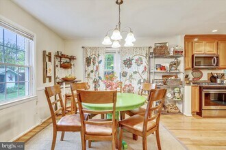 1048 Dalebrook Dr in Alexandria, VA - Building Photo - Building Photo