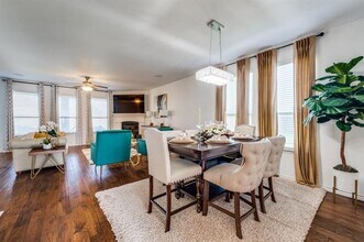 2004 Lake Harvest Cir in Little Elm, TX - Building Photo - Building Photo