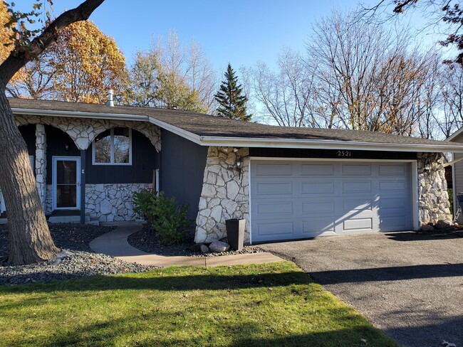 property at 2521 Cedar Hills Dr