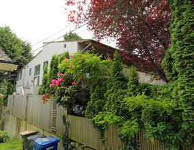 4324 36th Ave W in Seattle, WA - Building Photo - Building Photo