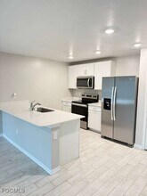 5019 Moon Ln in La Belle, FL - Building Photo - Building Photo