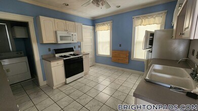 18 Bigelow St in Boston, MA - Building Photo - Building Photo