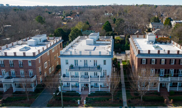 Fairview Row in Raleigh, NC - Foto de edificio - Building Photo