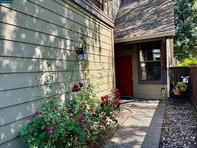 1897 Crestline Rd in Pleasanton, CA - Building Photo - Building Photo