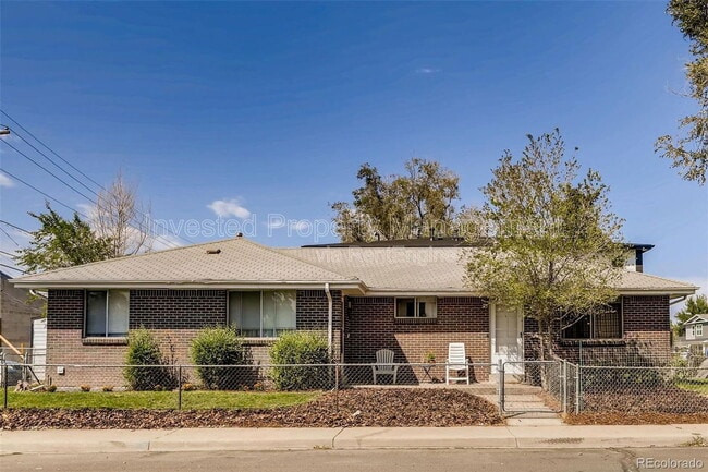 401 W Bates Ave in Englewood, CO - Building Photo - Building Photo