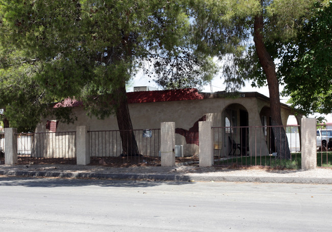 3672-3692 Irwin Ave in Las Vegas, NV - Building Photo - Building Photo