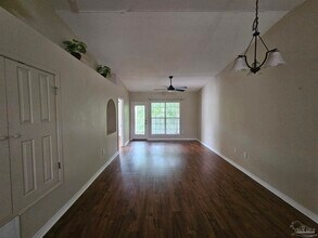 7101 Joy St in Pensacola, FL - Building Photo - Building Photo