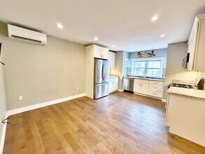 266 Lexington St in Boston, MA - Building Photo - Building Photo