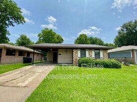 134 S Greenbrook Loop in Shreveport, LA - Building Photo