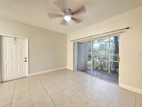 671 Cypress Lake Blvd in Pompano Beach, FL - Building Photo - Building Photo