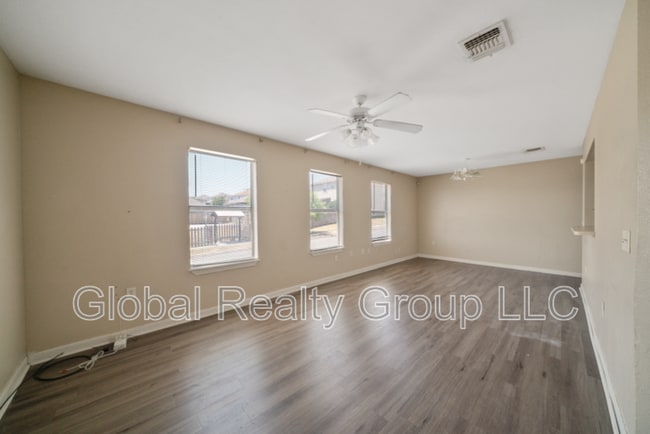 property at 6931 Hallie Ridge