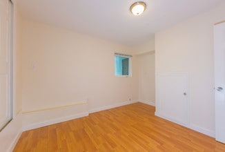 8117 Ney Ave in Oakland, CA - Building Photo - Building Photo