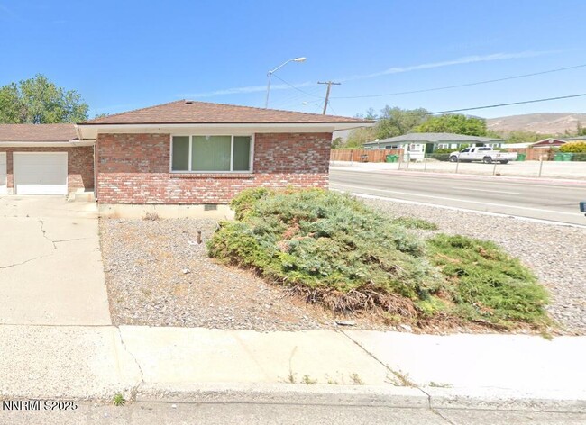 property at 685 Genoa Ave