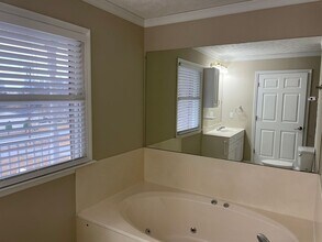 1401 Misty Ridge Dr in Lenoir City, TN - Building Photo - Building Photo
