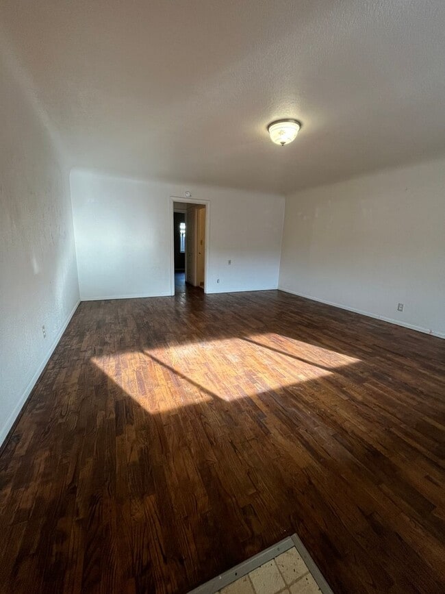 1281 W 3rd Ave in Eugene, OR - Building Photo - Building Photo